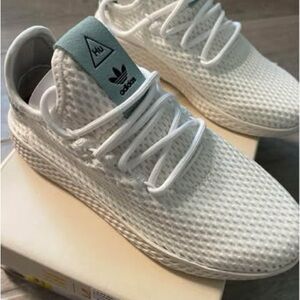 Adidas Pharrell Williams HU